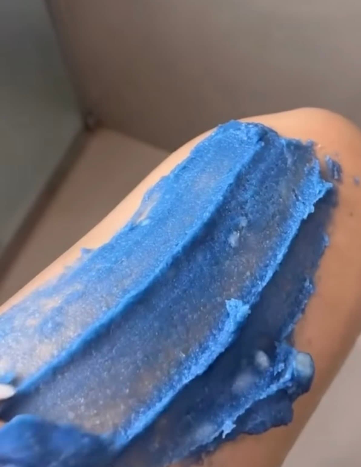 Blue Nela Body Scrub