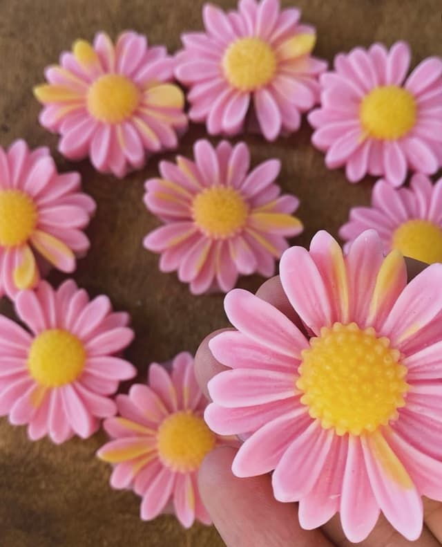 Pinky  Sunshine Candle